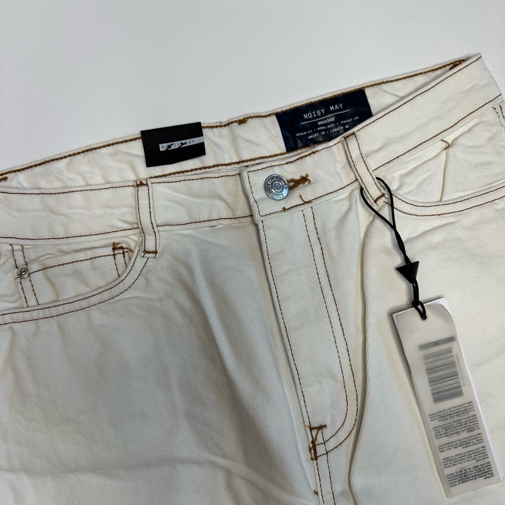 Noisy May Brooke Off White Jeans - Picture 6 of 8